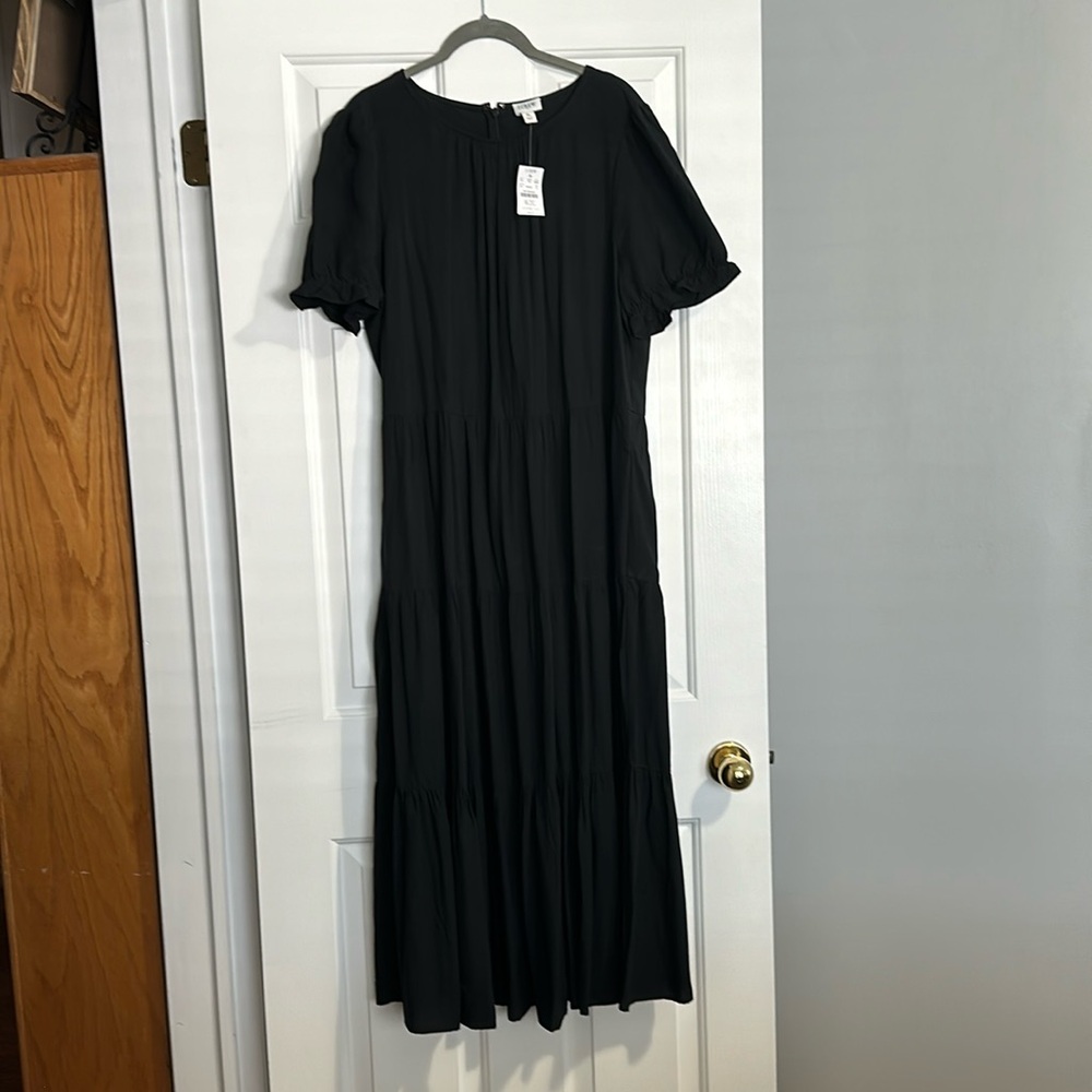 NWOT Black Tiered Short-Sleeve Maxi Dress